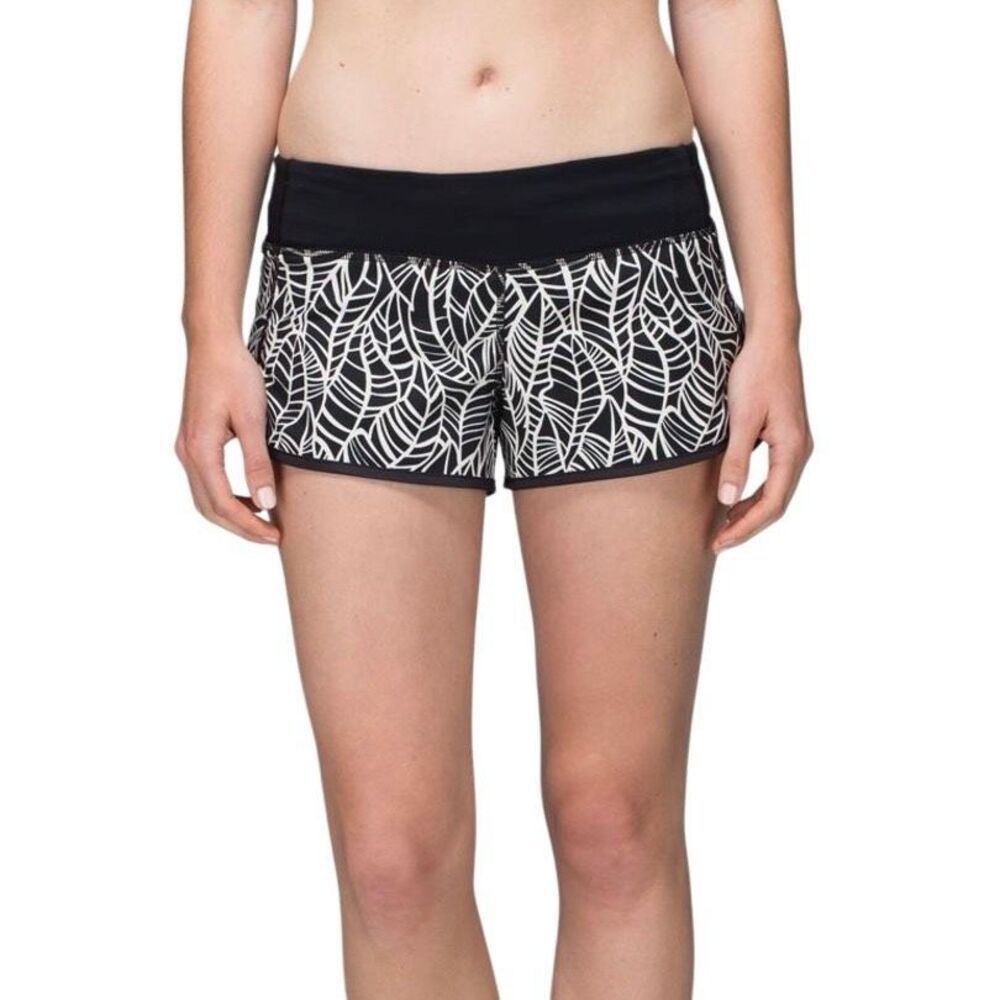 Lululemon Run: Speed Short 2-Way Stretch Pretty Palm Black Angel Wing Size 10